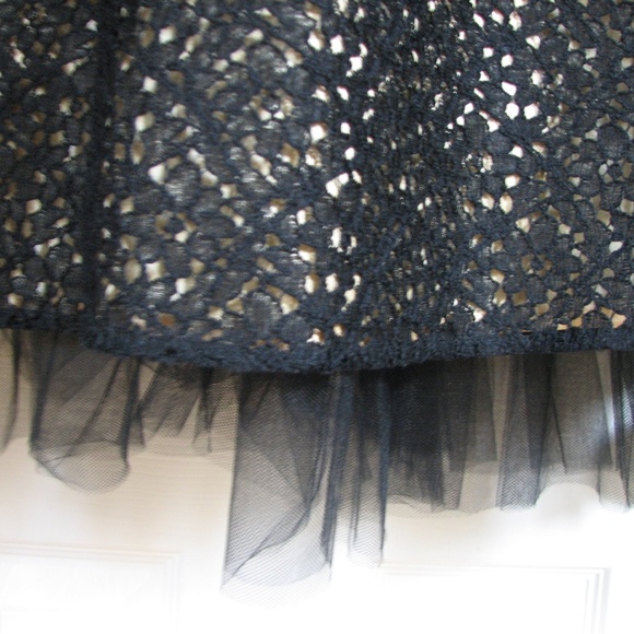 Betsy Adam Dress Black Lace Overlay Gold Petite Women's 12P Party Dress - Picture 5 of 9